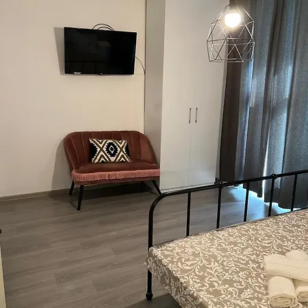 Old Town Impressionist *